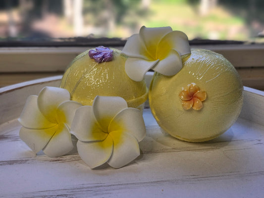 Tropical Plumeria Bath Bomb